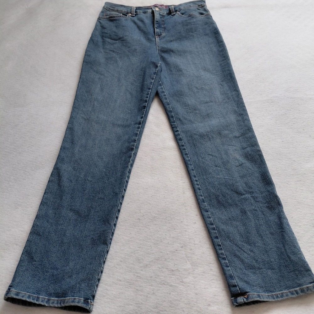 Gloria Vanderbilt Amanda Jeans Womens 8 Blue Straight Leg DGVB2692-HRTF